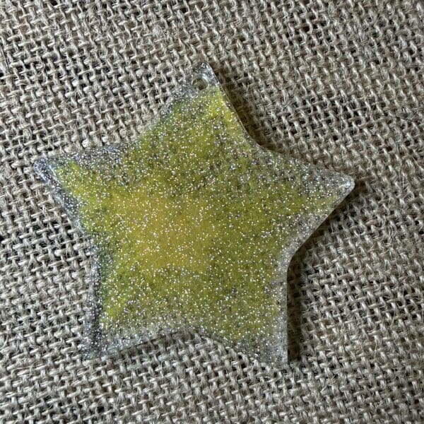 ORNAMENT 19