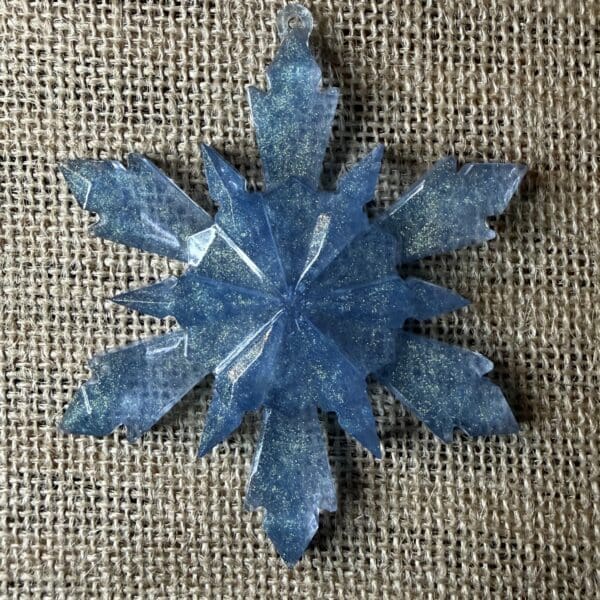 ORNAMENT 22