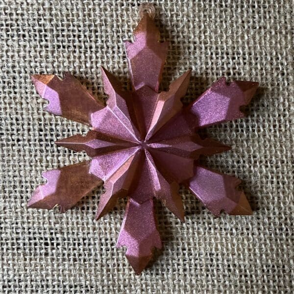 ORNAMENT 23