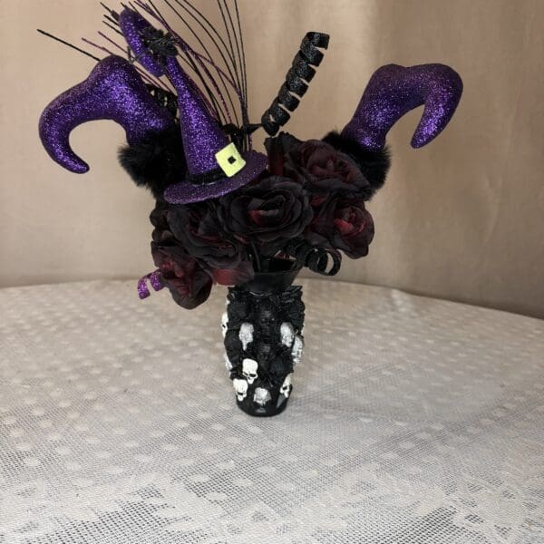 HALLOWEEN SKULL VASE