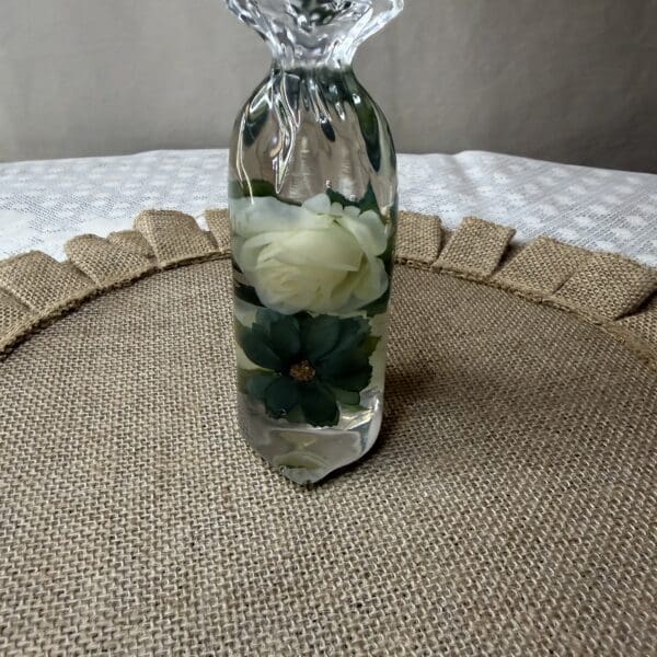 RESIN BAG W/FLOWERS
