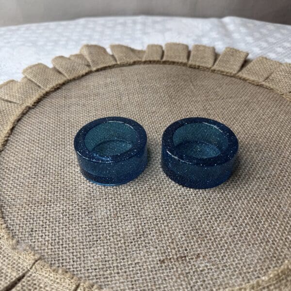 RESIN TEA LIGHT CANDLE HODER W/FAUX CANDLES 2 EA