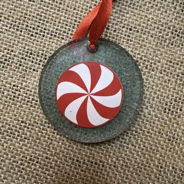 ORNAMENT 35