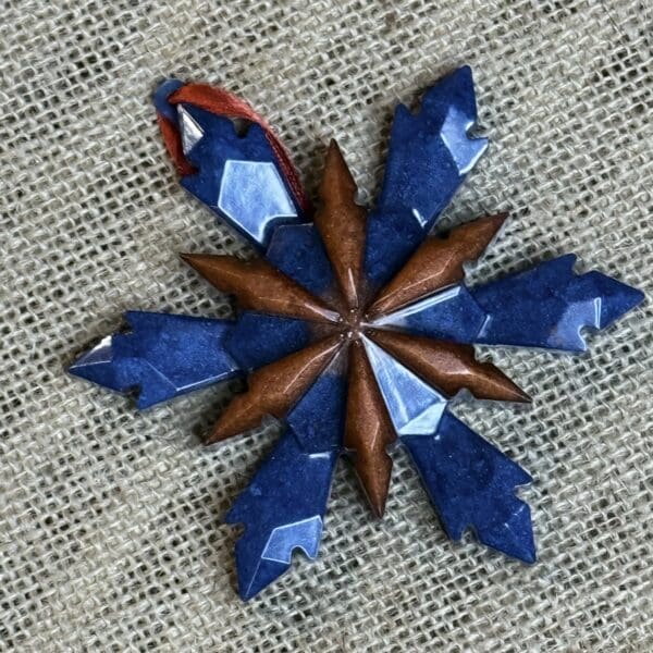ORNAMENT 87