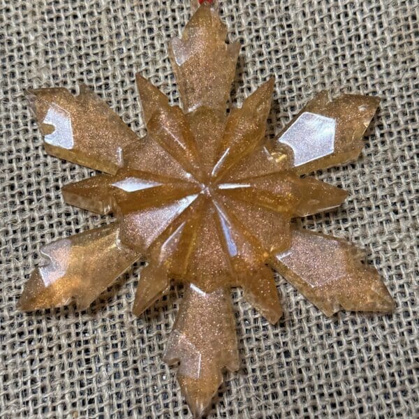 ORNAMENT 1124