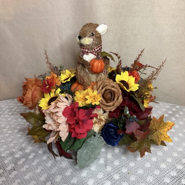 FALL SQUIRREL